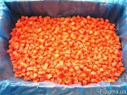 Морковь кубик 10х10 замороженная