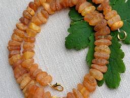 Намисто з натурального необробленого бурштину світлих відтінків, лечебный янтарь