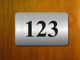 Номерки, таблички для дверей с номером Вашей квартиры (липкая основа)