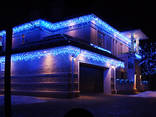 Новогоднее оформление фасадов Украшение домов зданий гирляндами иллюминация