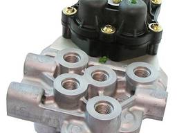 Новый кран четырехконтурный рено премиум, мидлум, магнум евро 2,3 ( Коджали испания)