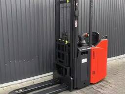 Новый штабелер Linde D14SP 2023 года акб 2026 года Передподъем!