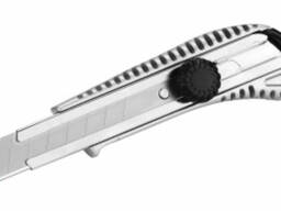 Нож универсальный с выдвижным лезвием 23201 Сталь