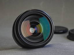 Объектив Canon EF 35-105mm/3,5-4,5 Ф58mm на формат кадра 24x36mm
