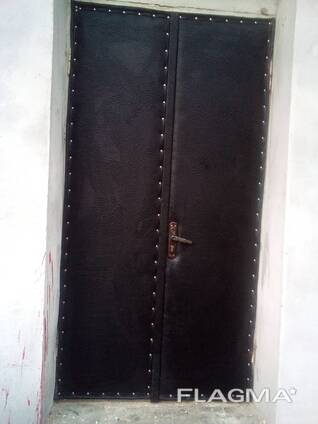 Набор для обивки дверей Эконом Ватин из искусственной кожи, упаковка
