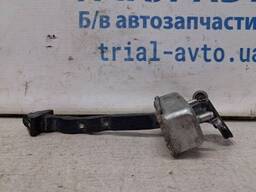 Обмежувач дверей передній правий Mazda 6 GH 2.5 Бензин L5-VE 2007 (б/у)