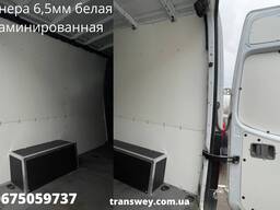 Обшивка вантажного відсіку для комерційного автотранспорту