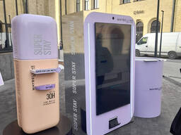 Объёмная косметика для витрин и выставок