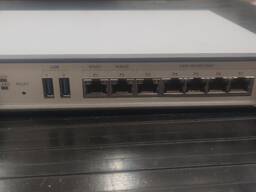 Офісний роутер ZyXEL ZyWALL USG 100 - 2x WAN 2x USB (3G/4G), Hardware VPN