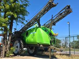 Опрыскиватель прицепной Tecnoma Fortis 4300