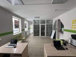 Оренда комерційного приміщення, 60 кв. м, вул. Руська