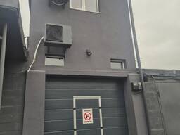 Продаж нового приміщення 100 м2 під СТО та індивідуальну майстерню .