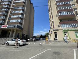 Оренда торгового приміщення в торговій галереї ЖК Сафрон