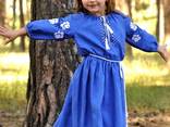 Ошатна вишита сукня з льону для дівчинки