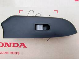Панель переключатель стеклоподъемника передний R 83511-SCA-A02 Honda CR-V 2002-2006