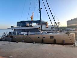 Парусная моторная яхта катамаран продам в стамбуле