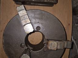 Патрон токарный