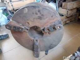 Патрон токарный д.500мм.