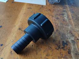 Перехідник в єврокуб ( нижнє підключення ) для дизель палива