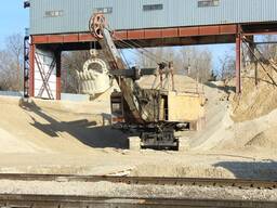 Песок навалом, отсев гранитный, щебень, чернозем плодородный, камень в Кропивницком