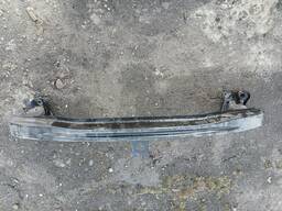 Підсилювач переднього бампера Volkswagen Golf V Plus 1K0807582