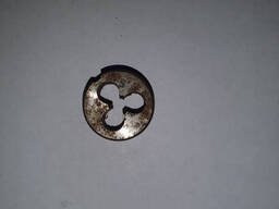 Плашка метрическая М5х0.8. СССР.