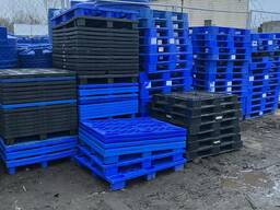 Пластикові палети, піддони