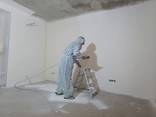 Покраска квартир офисов новостроев стен и потолков водоэмульсионной краской - фото 2