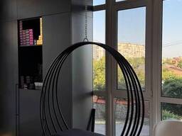 Подесное кресло лофт к потолку