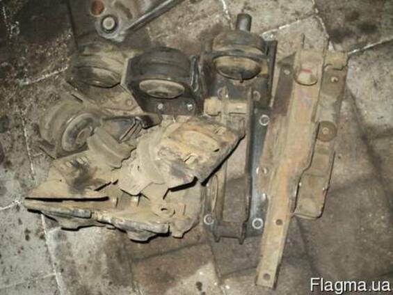 Подушка двигателя Renault Magnum, Premium, DAF XF