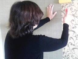 Поклеить обои Киев недорого