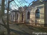 Половина старинного особняка в историческом центре города - фото 1