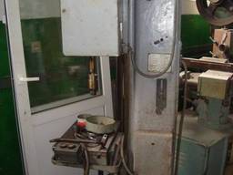 Полуавтомат резьбонарезной станок	2056