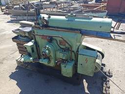 Поперечно-строгальний верстат 7б35