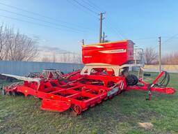 Посівний комплекс Pöttinger Terrasem C8 Artis