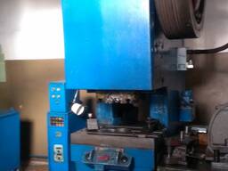 Преса однокривошипні відкриті простої дії 25-63 т.