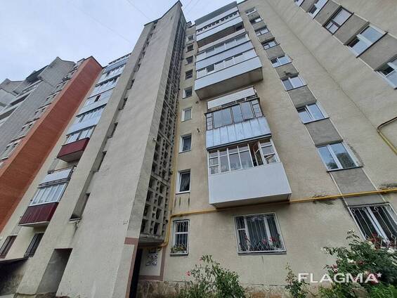 Продається 2 кім квартира по вул. С. Будного