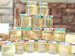 Продаєтся мед акаційовий.