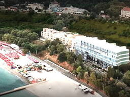 Продам 1 комнатную квартиру на берегу моря.13 Станция Большого Фонтана