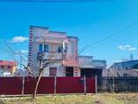 Продам 2 єт. кирпичній дом 130 кв. м. в с. Осещина,8 соток земли - фото 2