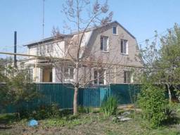 Продам 2-х эт. дом в г. Скадовске по ул. Затишна, приват.4,4 соток. Цена 58000 у. е.