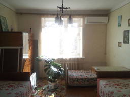 Продам 2 к/квартиру на 5/5 этаже в центре г. Скадовска, 50м2. 30000 у. е.