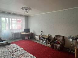 Продам 2-кімнатну квартиру на Тополе-3