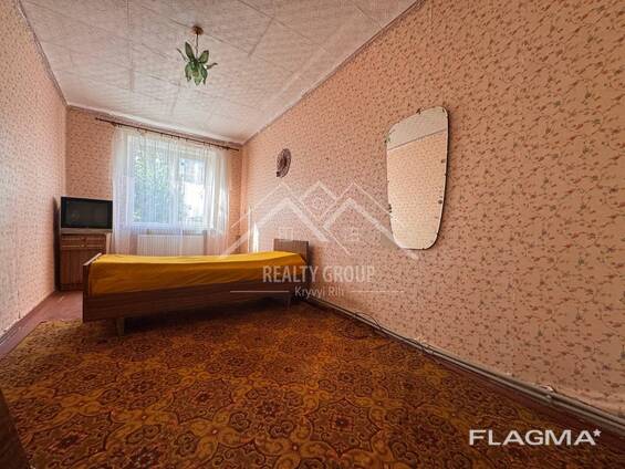 Продам 3-кімнатну квартиру з автономним опаленням у районі Юності, вул. Кузнецова, 6