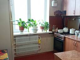 Продам 3-ком Левый Берег 10мкр без долгов, не угловая. СРОЧНО!