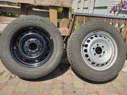 Продам два колеса 225/65 R16C