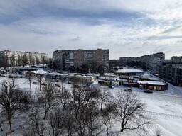 Продам двокімнатну квартиру на Кропивницького