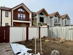 Продам двоповерховий цегляний будинок 127 кв. м. Таунхаус "Садовий" в Обухівці (Кіровське)