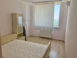 Продам двухкомнатную квартиру с мебелью - фото 1
