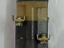 Продам кнопка КМЕ4122 красная 2NO 2NC